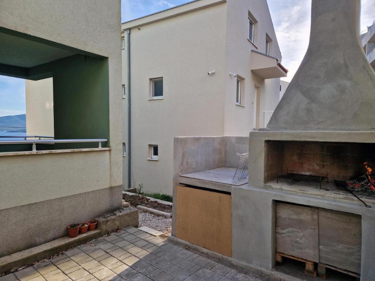 Ferienwohnung Casa Del Mare Komarna Exterior foto